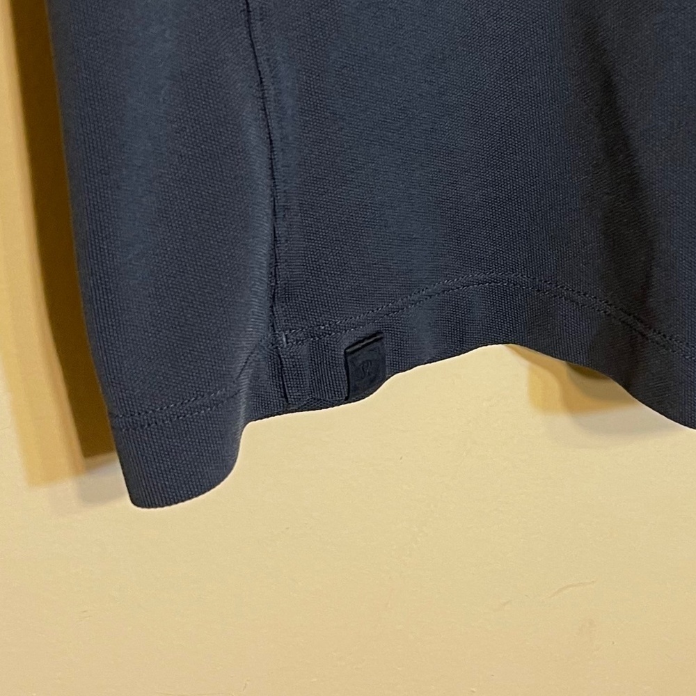 lululemon athletica Men's Dark Navy Polo - Picture 3 of 7